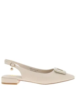 Ballerines écrues à talon décroché bas avec une boucle à ardillon