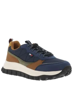 Baskets marine avec patch marron et vert kaki à semelle plateau