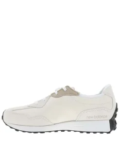 Baskets running écrues avec un talon plat et muni de lacets blancs