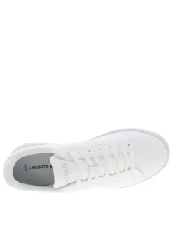 Baskets tennis blanches avec logo de la marque embossé en gris clair
