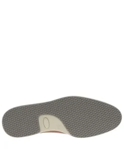 Baskets basses derbies en cuir cognac avec des lacets ronds marine
