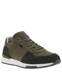 Baskets basses en cuir kaki avec une semelle running et des lacets plats