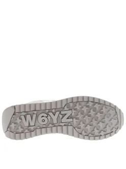 Baskets basses running en cuir blanches et grises avec des lacets plats