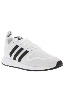 Baskets basses running en Mesh textile blanc à bandes noires et lacets plats