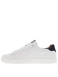 Baskets basses tennis en cuir blanches et marine avec des lacets plats