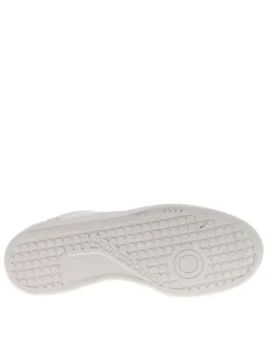 Baskets blanches à talon plat avec des lacets et logo brodé sur le côté