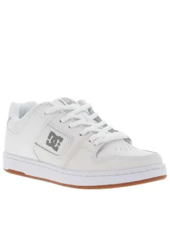 Baskets en cuir blanches avec le logo à semelle plate et à lacets plats