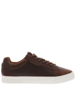 Baskets en cuir marron à talon plat avec une languette en daim