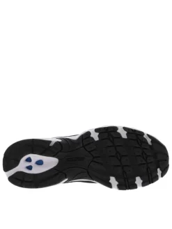 Baskets multisport noires à talon plat avec une languette d’aisance au col