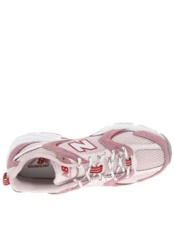 Baskets multisport 530 roses avec un talon plat et des lacets ronds bicolores