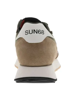 Baskets running beiges à talon plat avec le nom de la marque au talon
