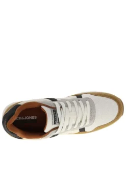 Baskets running blanches à talon plat avec des lacets et une semelle crantée