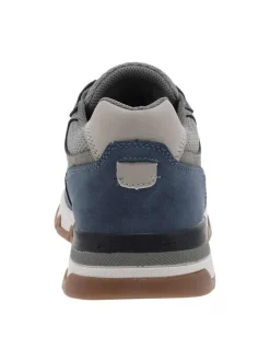 Baskets running bleu marine avec un talon plat et des lacets