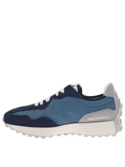 Baskets running bleu marine à semelles plates texturées et à lacets plats