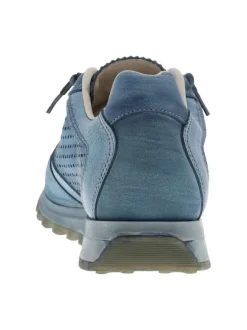 Baskets running en cuir indigo à talon plat avec des aérations sur le pourtour