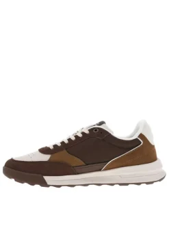 Baskets running en cuir marron à talon plat et à lacets plats et marque