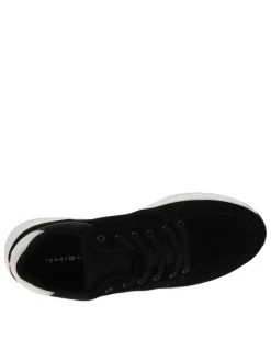 Baskets running en cuir noires à talon plat avec des lacets