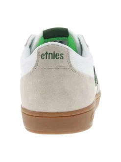 Baskets skate beiges en cuir à semelle marron avec logos verts et lacets plats