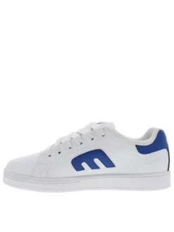 Baskets skate en cuir blanches avec un talon plat et des lacets