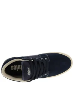Baskets skate en cuir bleu marine avec un talon plat et des lacets