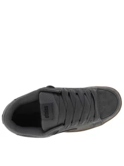Baskets skate grises à talon plat avec des lacets et une languette large