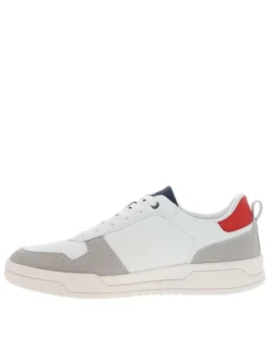 Baskets tennis blanches avec patch gris en velours à semelle plate