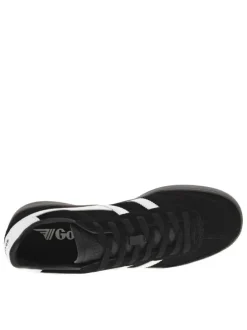 Baskets tennis en croûte de cuir noires à talon plat et à lacets plats noirs