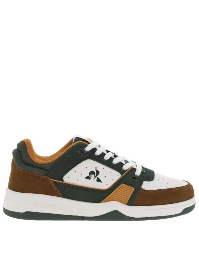 Baskets tennis multicolores plates et à lacets plats avec logo de la marque