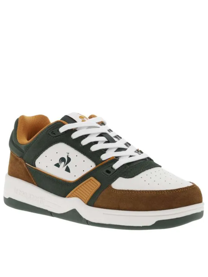 Baskets tennis multicolores plates et à lacets plats avec logo de la marque