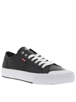 Baskets tennis noires avec nom de la marque floqué en blanc sur la languette