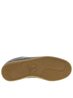 Baskets tennis noires à talon plat et à lacets plats avec logo marron