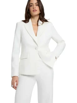 Blazer blanc à coupe ajustée pourvu d'un col à revers et de manches longues