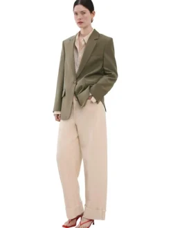 Blazer en coton kaki uni pourvu d'un col à revers et d'une coupe droite