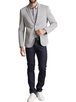 Blazer en maille piquée vert sauge uni à coupe ajustée fermé par deux boutons