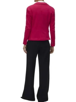 Blazer fuchsia coupe ajustée pourvu d'un col cubain et de manches longues