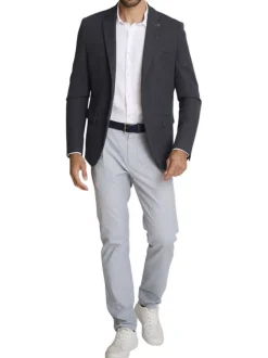Blazer marine à coupe ajustée pourvu d'un col tailleur et de manches longues
