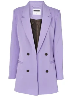 Blazer violet à double bouton avec un col cranté et une coupe ajustée