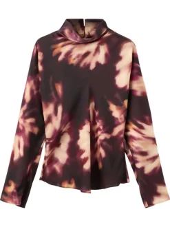 Blouse bordeaux ornée d'un motif floral abstrait et pourvue d'un col rond