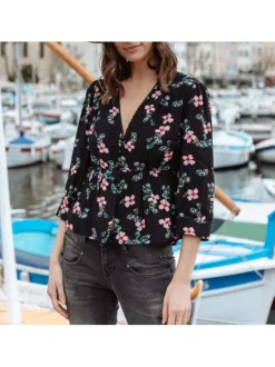 Blouse noire pour femme avec imprimé liberty coupe évasée