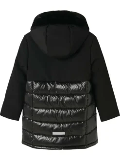 Blouson noir bi-matière pourvu d'un col à capuche orné de fausse fourrure