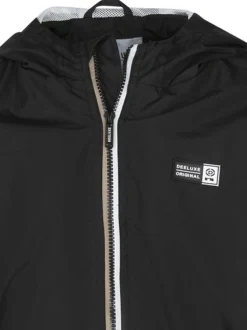 Blouson noir uni avec une coupe droite un col à capuche et des manches longues