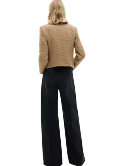 Blouson beige uni en tweed à coupe droite, col montant et boutons