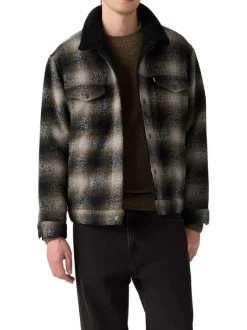 Blouson brun motif écossais avec un col chemise et doublure sherpa