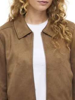 Blouson court camel uni avec une coupe droite et un col à revers