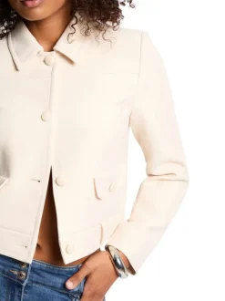 Blouson écru en maille texturée à coupe ajustée pourvu d'un col à revers