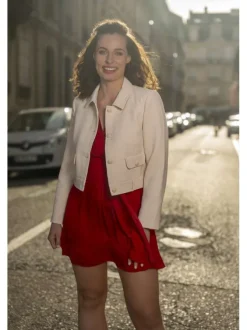 Blouson écru en maille texturée à coupe ajustée pourvu d'un col à revers