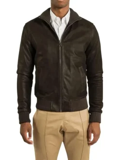 Blouson en cuir de mouton marron uni avec une coupe droite et un col montant