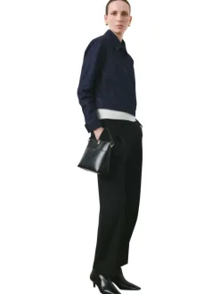 Blouson en jean en coton indigo uni avec une coupe droite et un col à revers