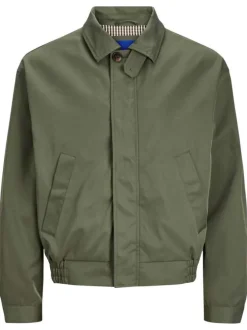 Blouson kaki uni coupe droite avec un col français et des poches latérales