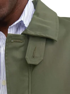 Blouson kaki uni coupe droite avec un col français et des poches latérales